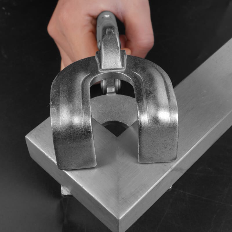 Alicate de Presion tipo Soldador 9" Tolsen