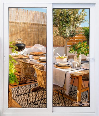PUERTA CORREDIZA DE 2mt x 2.2mt DE PVC BLANCO CON VIDRIO