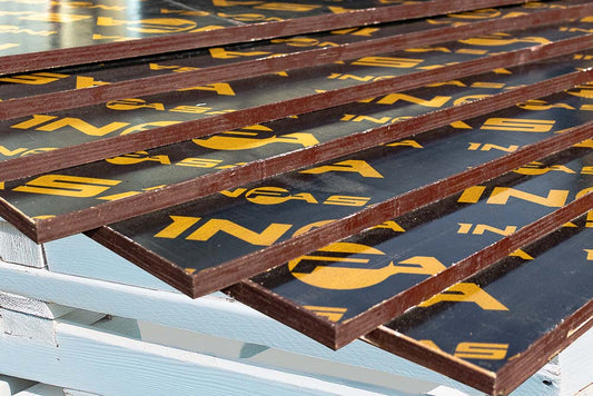 PLYWOOD FENOLICO DE 4'X8'X3/4"