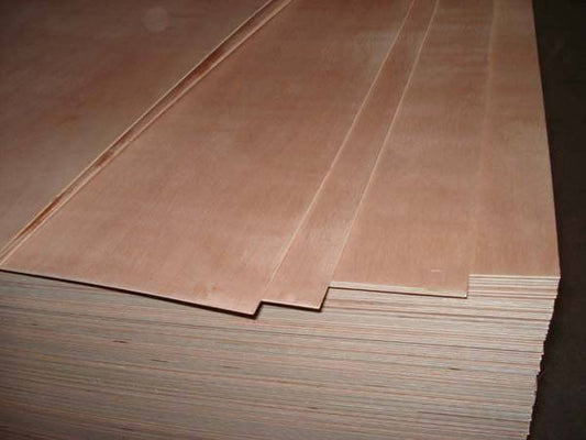 PLYWOOD NACIONAL DE 4'X8'X1/4"