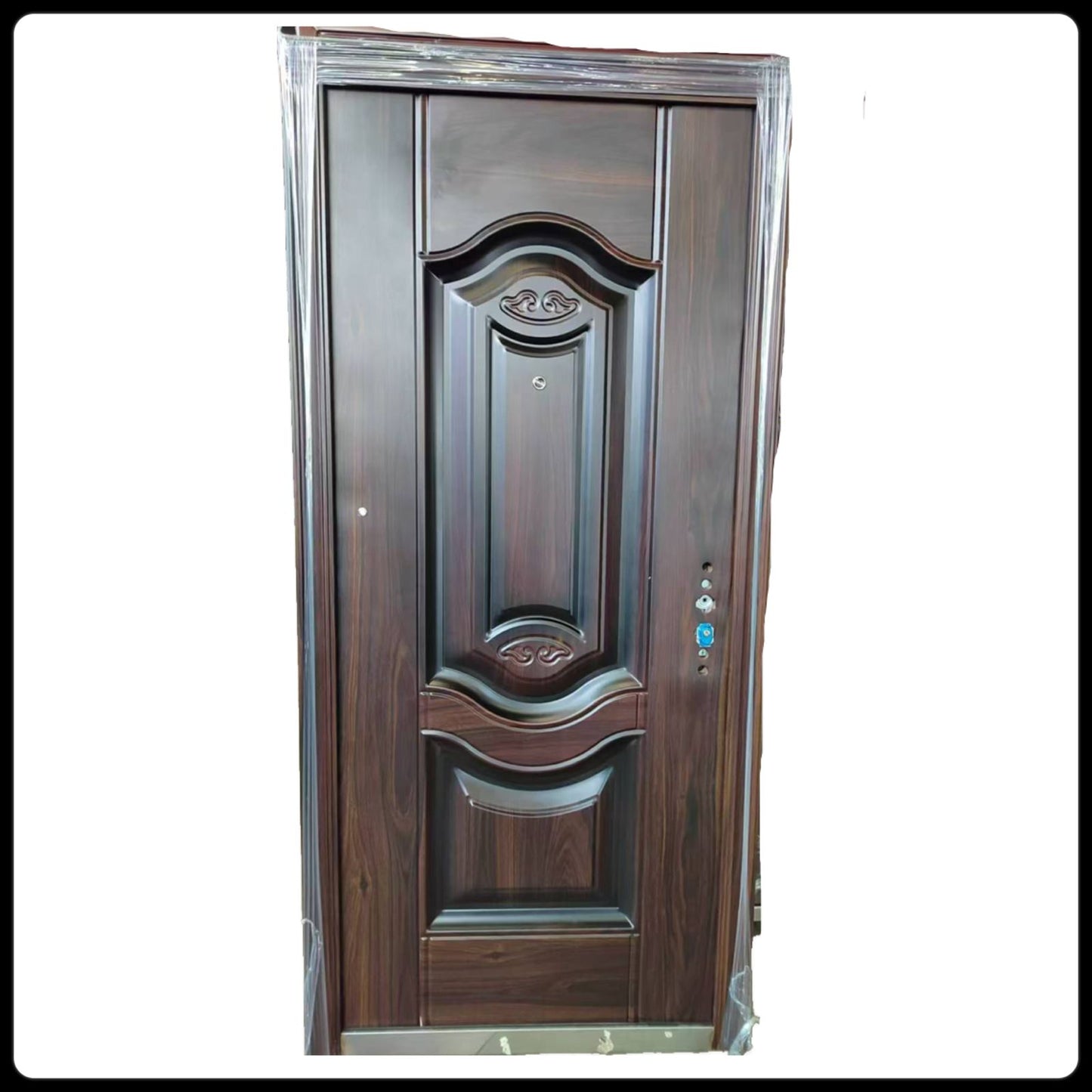 Puerta Multipunto de Seguridad Chocolate DER.